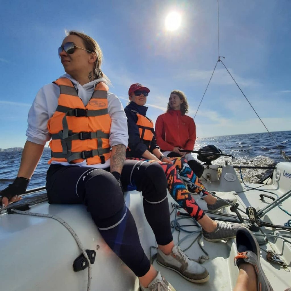 Тренировка школа яхтинга Sportyachts